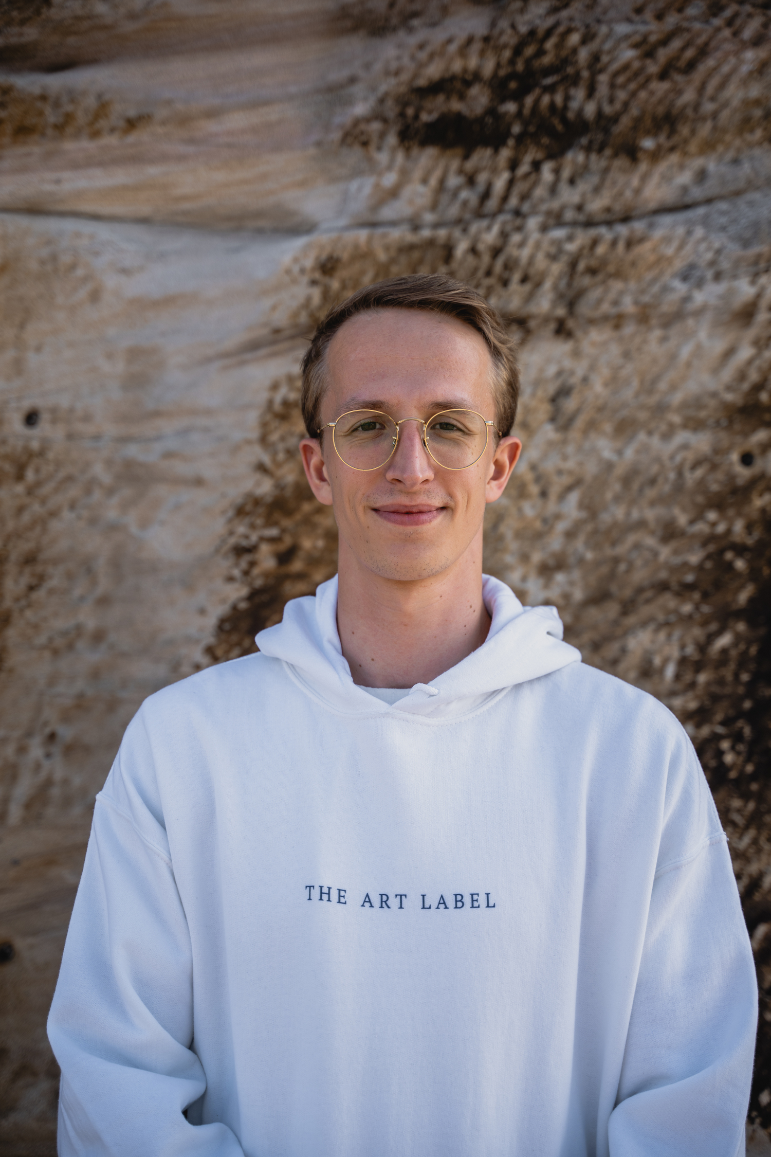 A portrait shot of Alexander Schoppe, Founder of THE ART LABEL